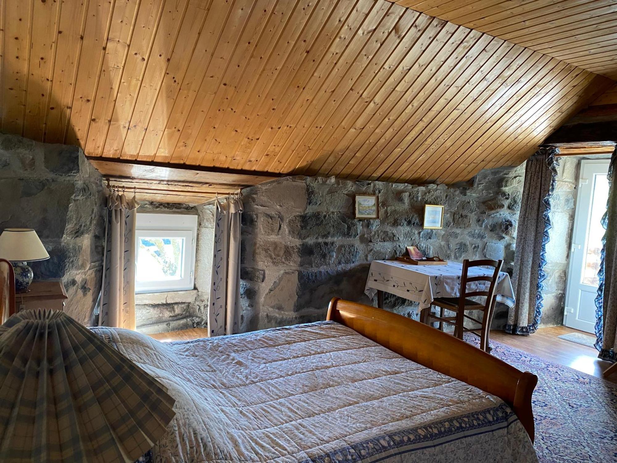 Ciel D'Ardeche Bed & Breakfast Lachamp-Raphaël Екстериор снимка